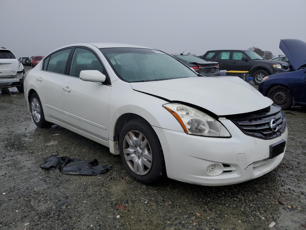 2011 Nissan Altima - Image 4