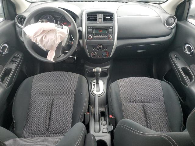 Седаны NISSAN VERSA 2015 Серебристый