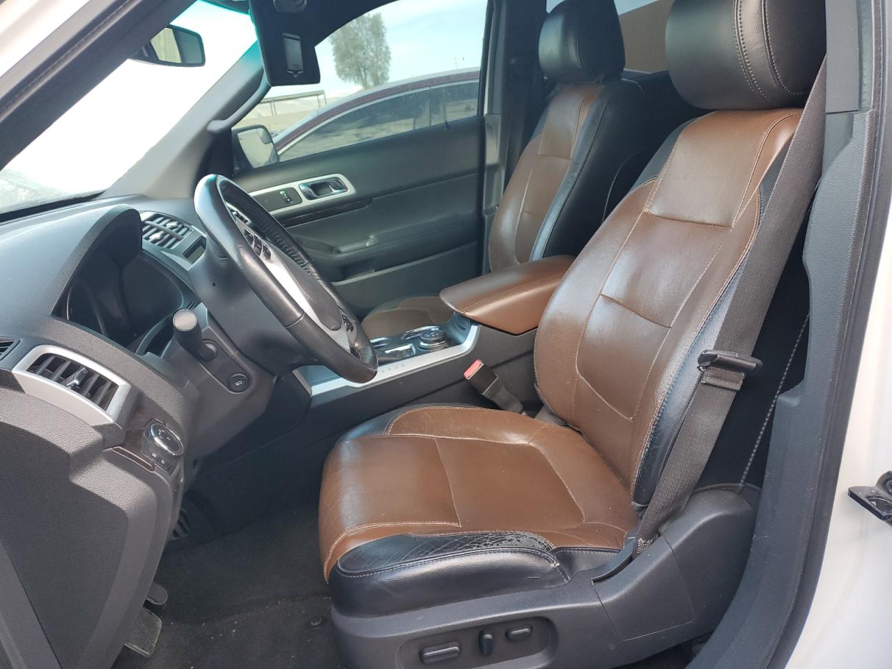 2011 Ford Explorer - Image 7