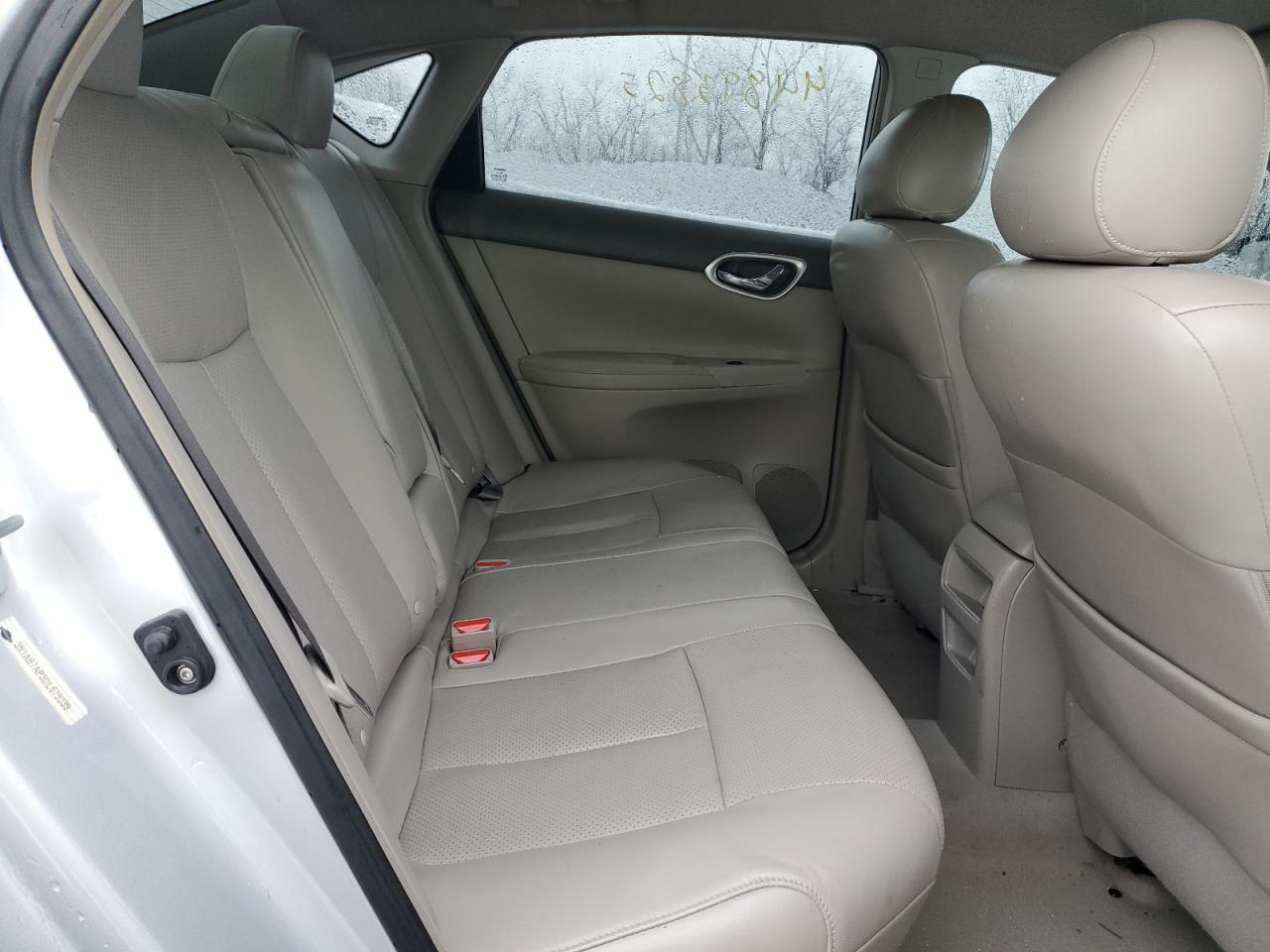 2013 Nissan Sentra - Image 11