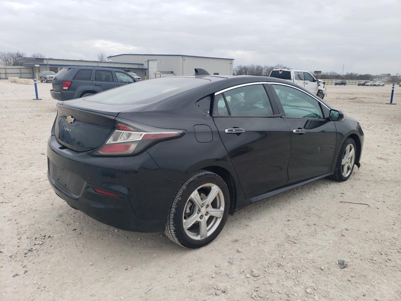 2017 Chevrolet Volt - Image 3
