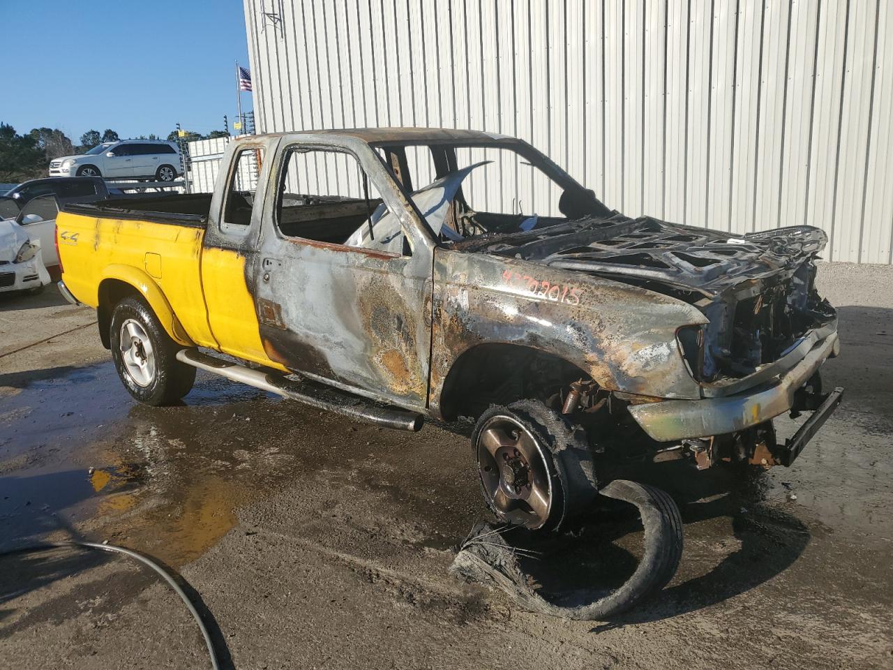 2000 Nissan Navara (Frontier) - Image 4