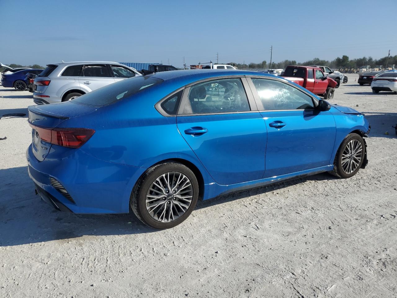 2023 Kia Forte - Image 3