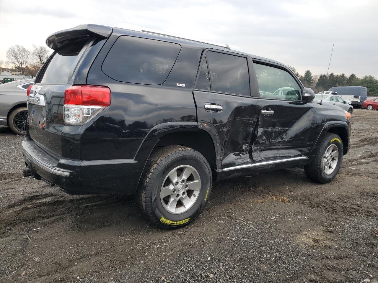 2010 Toyota 4Runner - Image 3