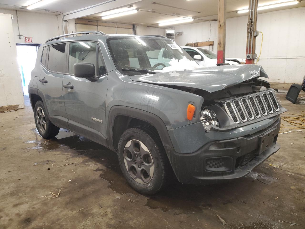 2018 Jeep Renegade - Image 4