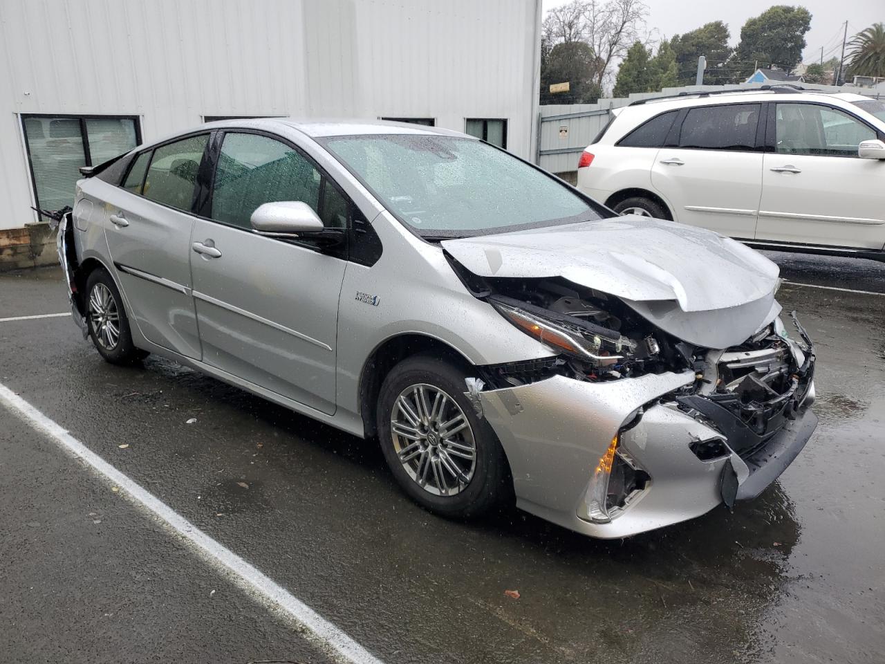 2017 Toyota Prius - Image 4