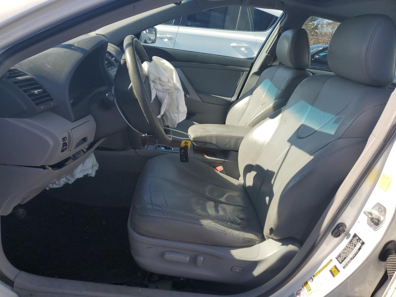 2011 Toyota Camry - Image 7