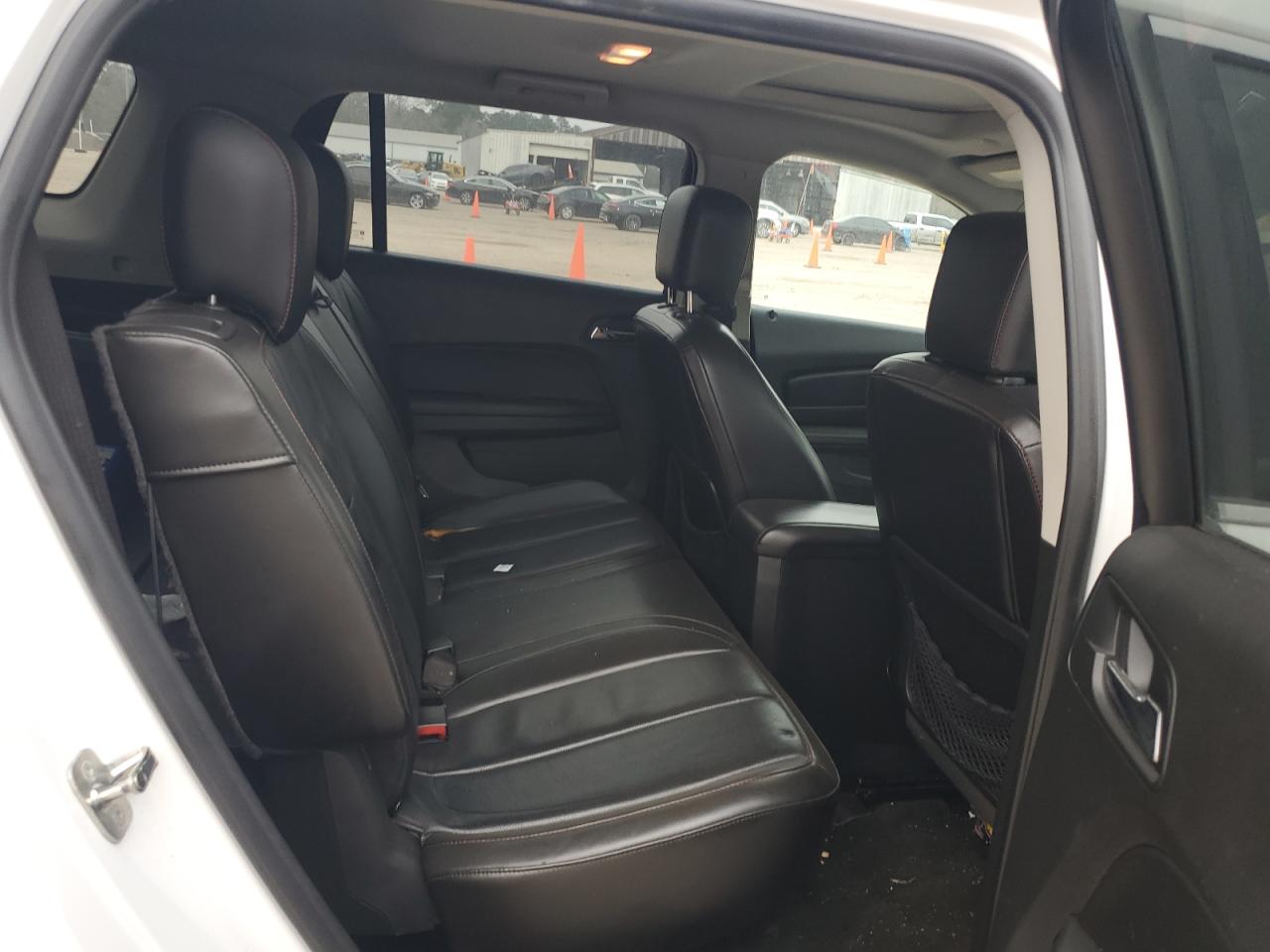 2015 GMC Terrain - Image 11