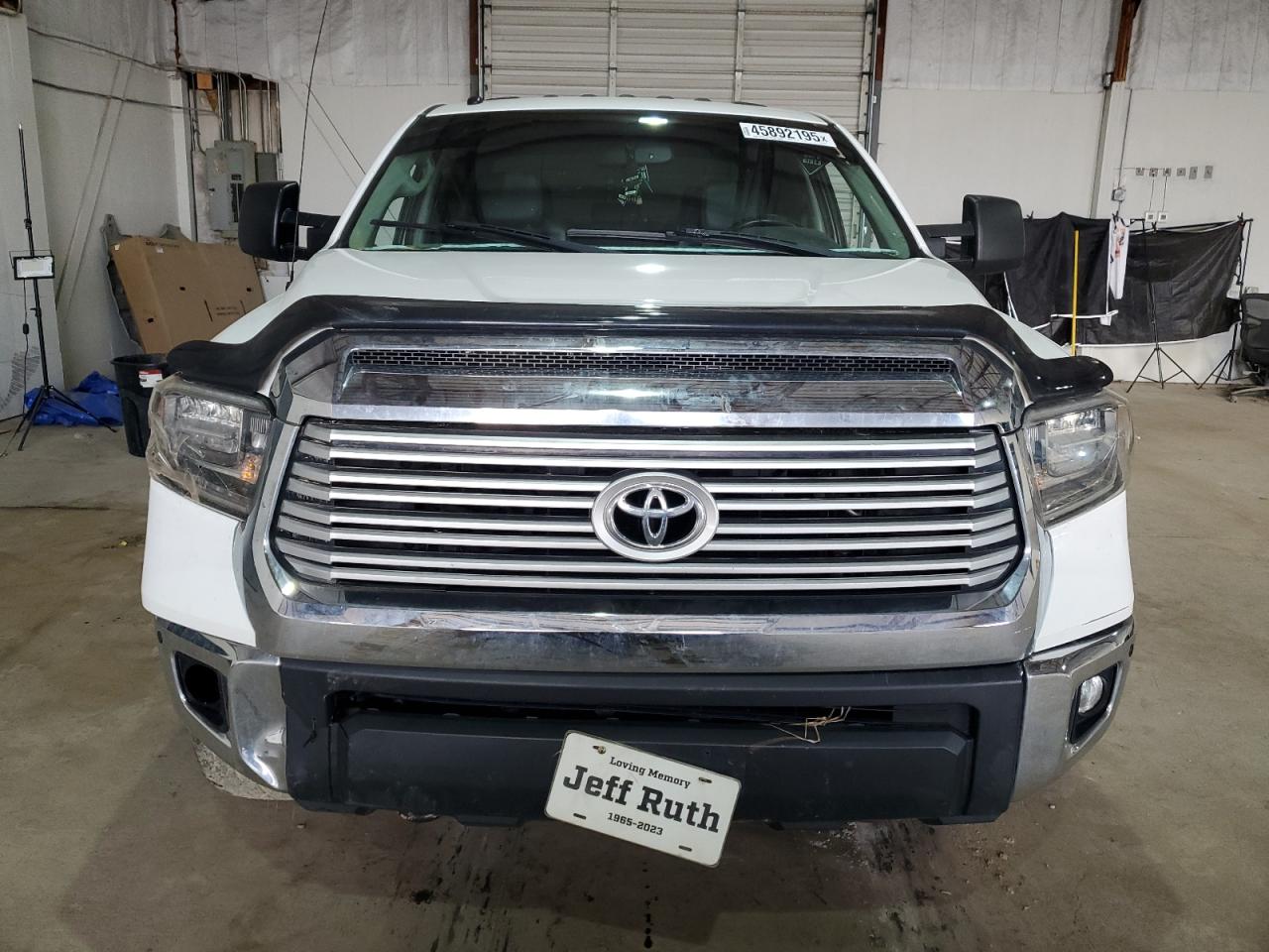 2016 Toyota Tundra - Image 5