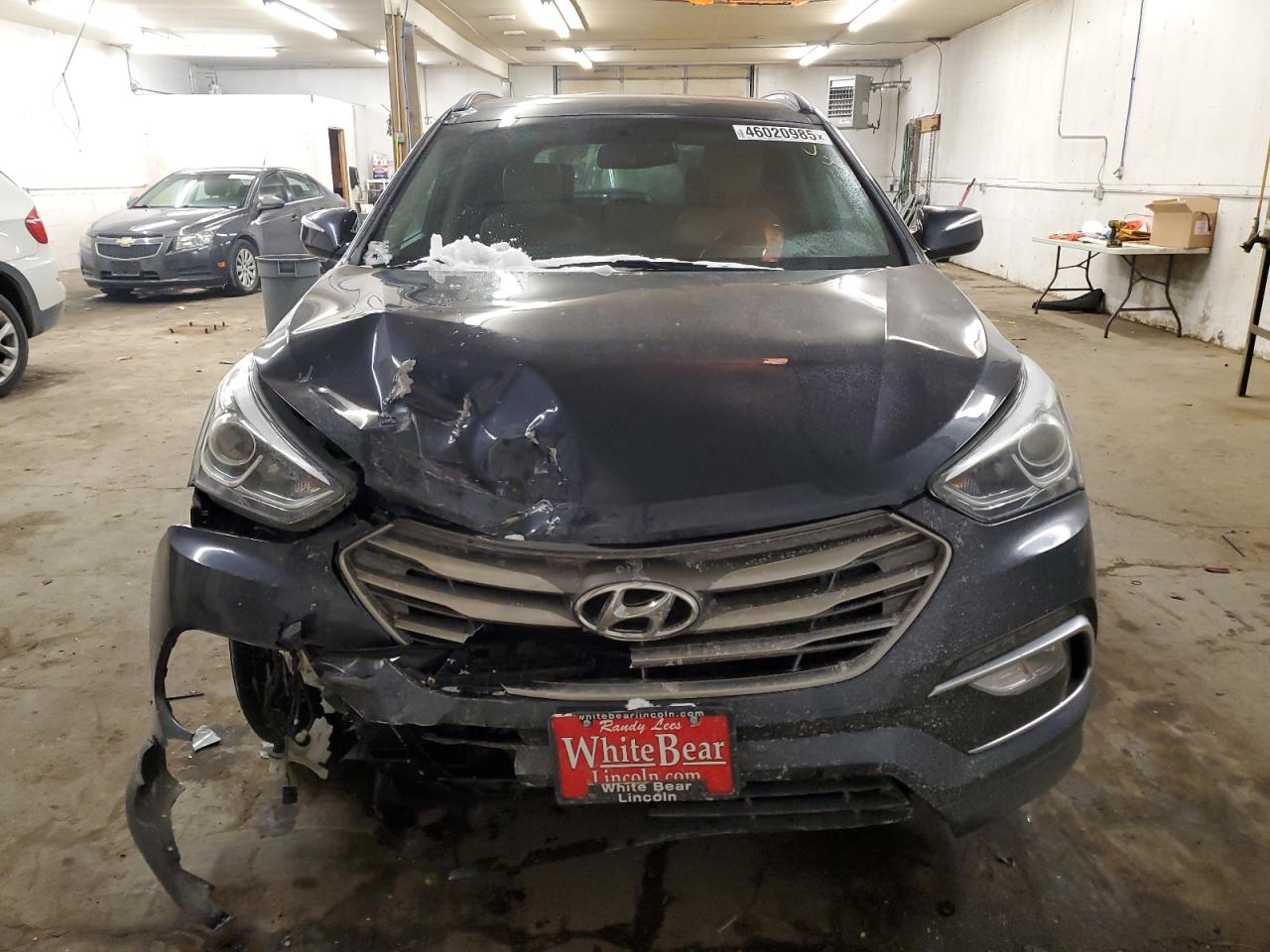 2017 Hyundai Santa Fe - Image 5