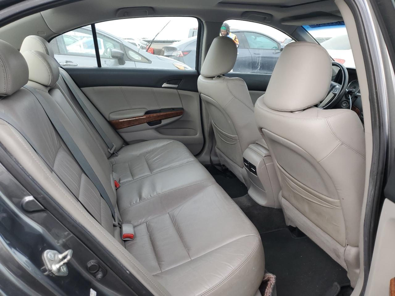 2012 Honda Accord - Image 10