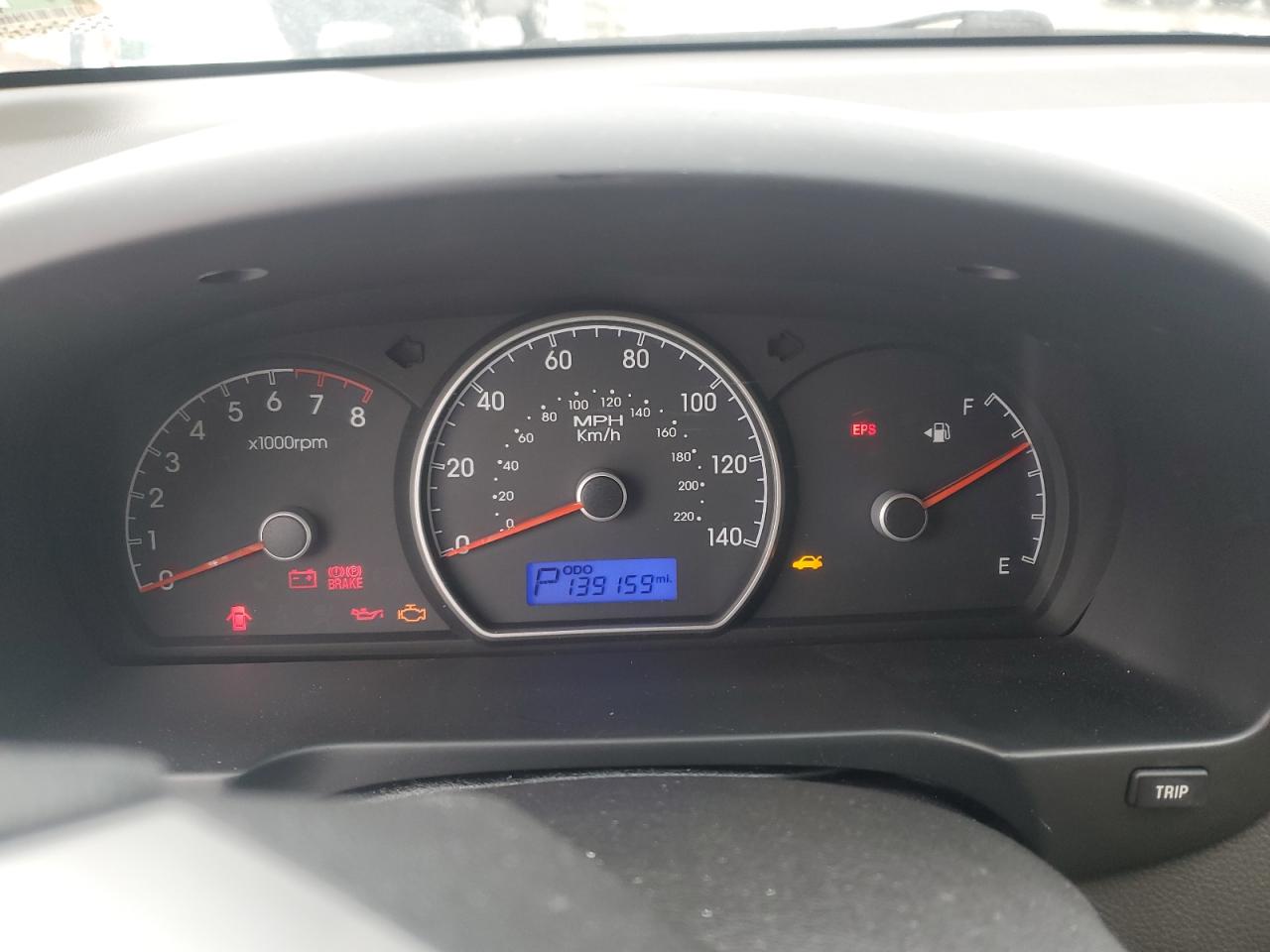 2010 Hyundai Elantra - Image 9