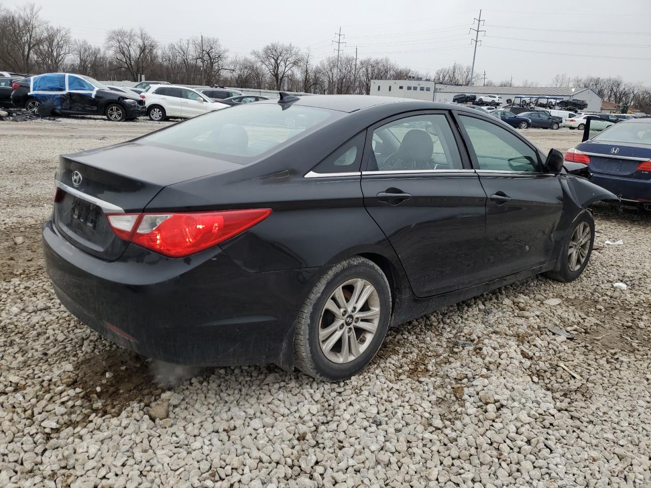 2013 Hyundai Sonata - Image 3