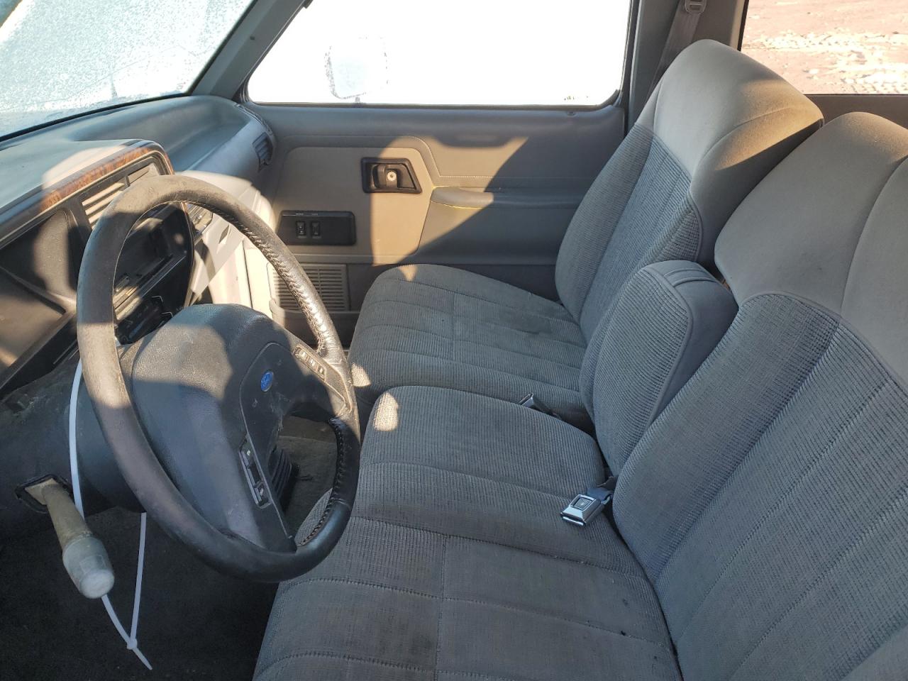 1989 Ford Bronco - Image 10