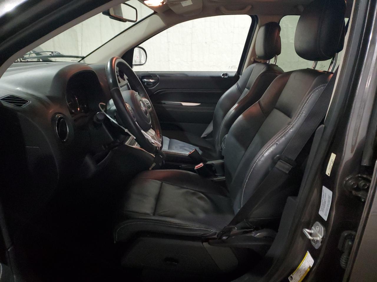 2015 Jeep Compass - Image 7