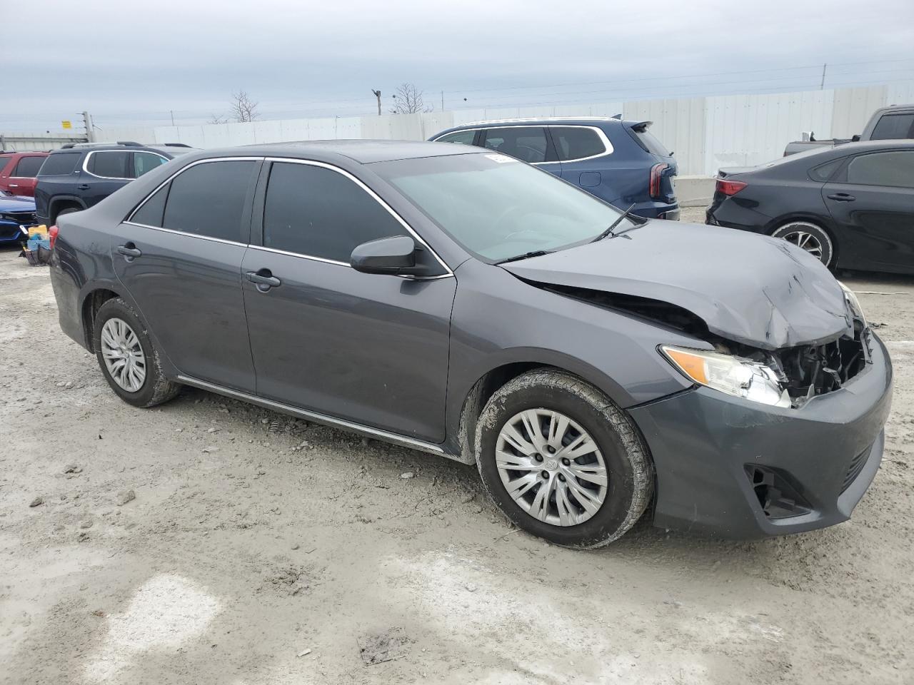2013 Toyota Camry - Image 4