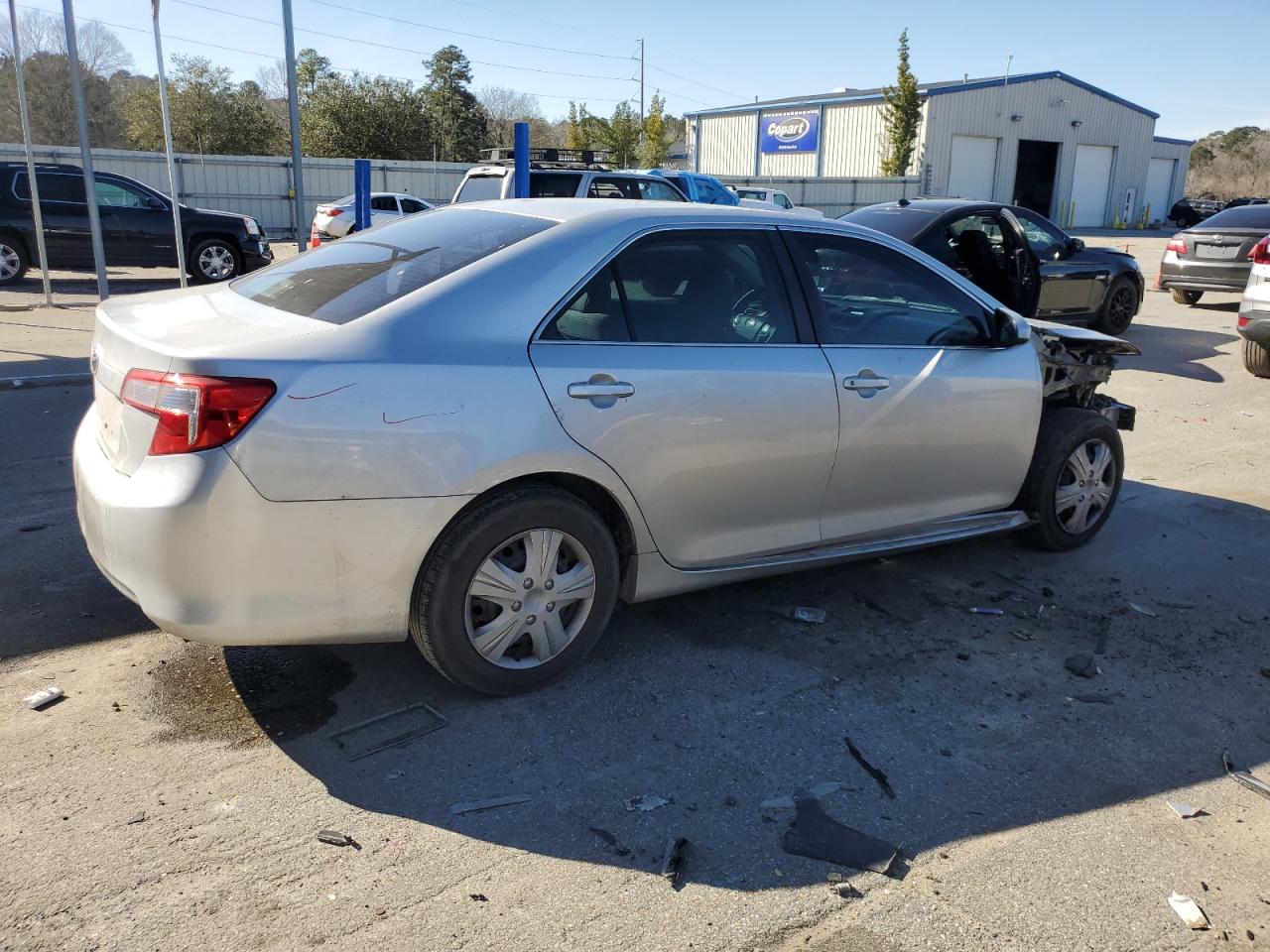 2014 Toyota Camry - Image 3