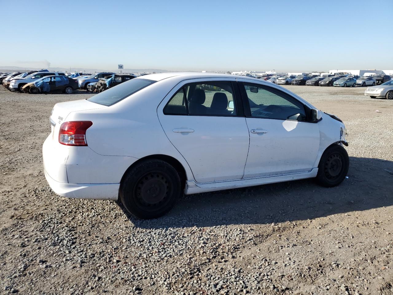 2008 Toyota Yaris - Image 3