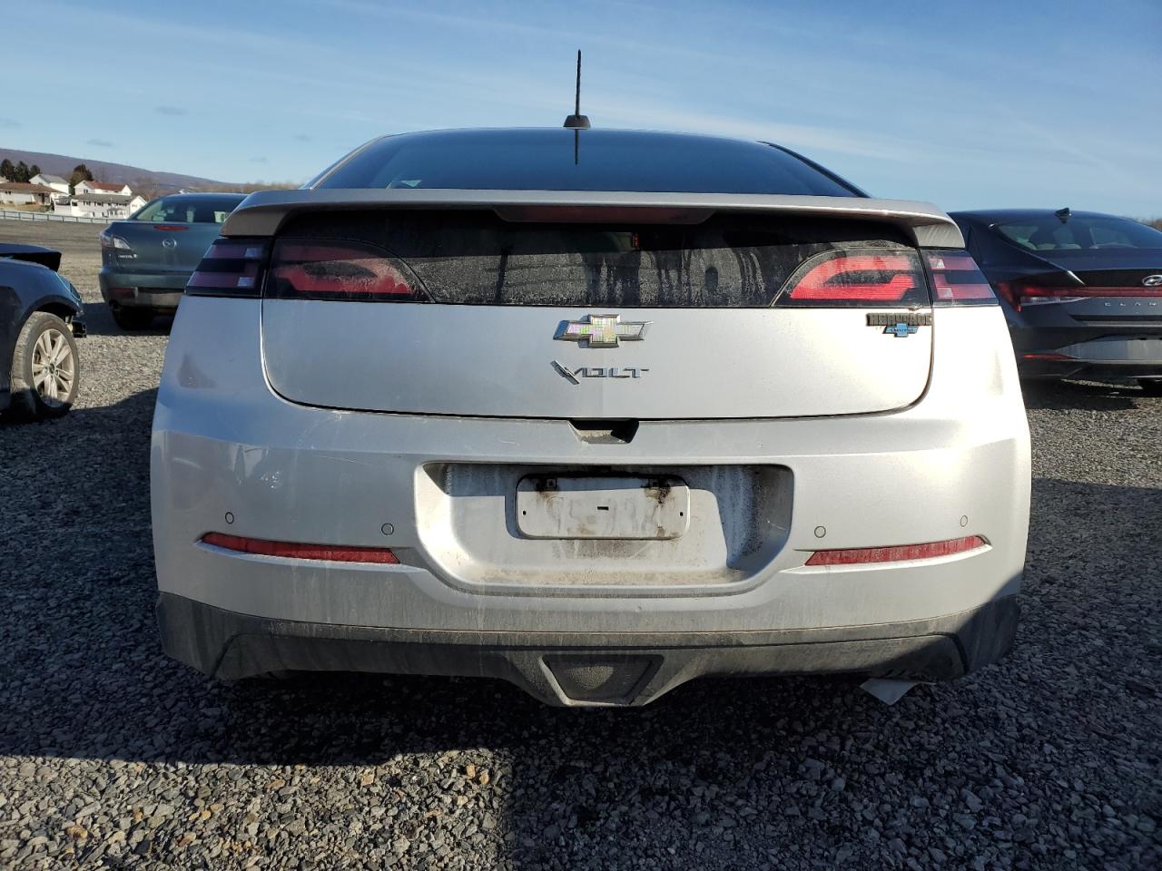 2015 Chevrolet Volt - Image 6