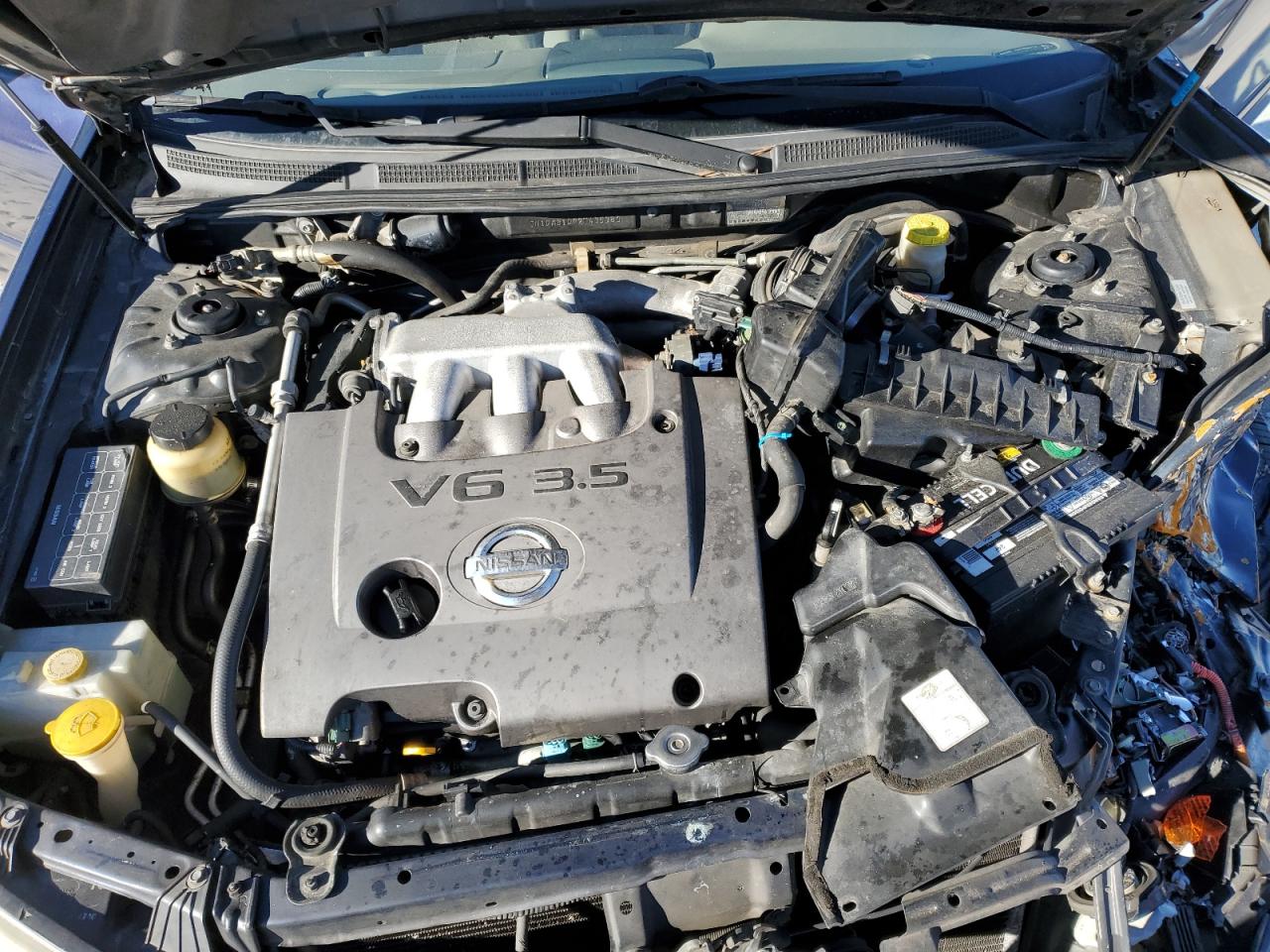 2002 Nissan Maxima - Image 12