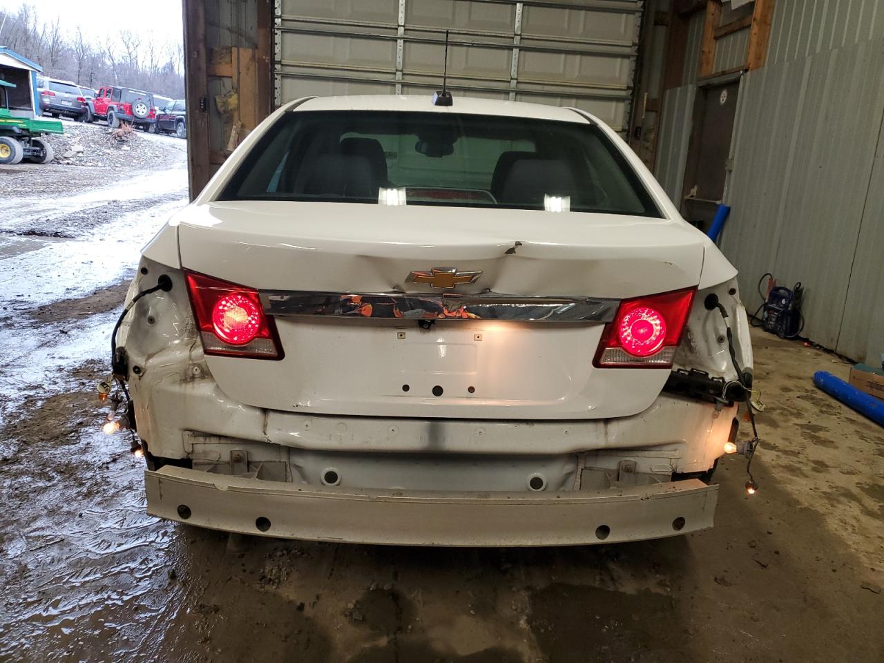 2015 Chevrolet Cruze - Image 6