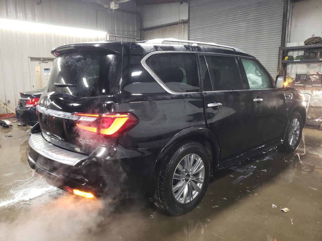 2019 Infiniti QX80 - Image 3