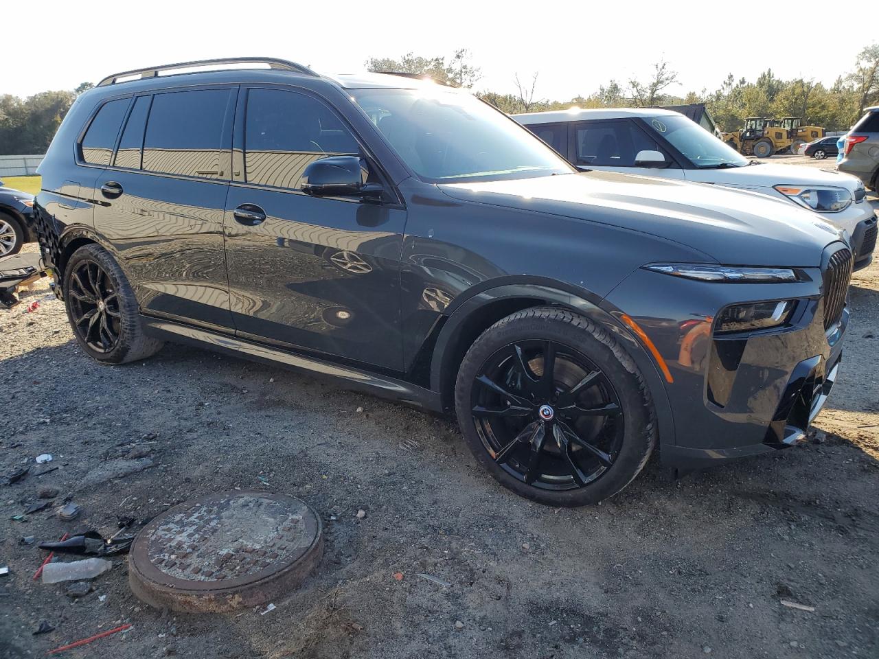 2024 BMW X7 - Image 4