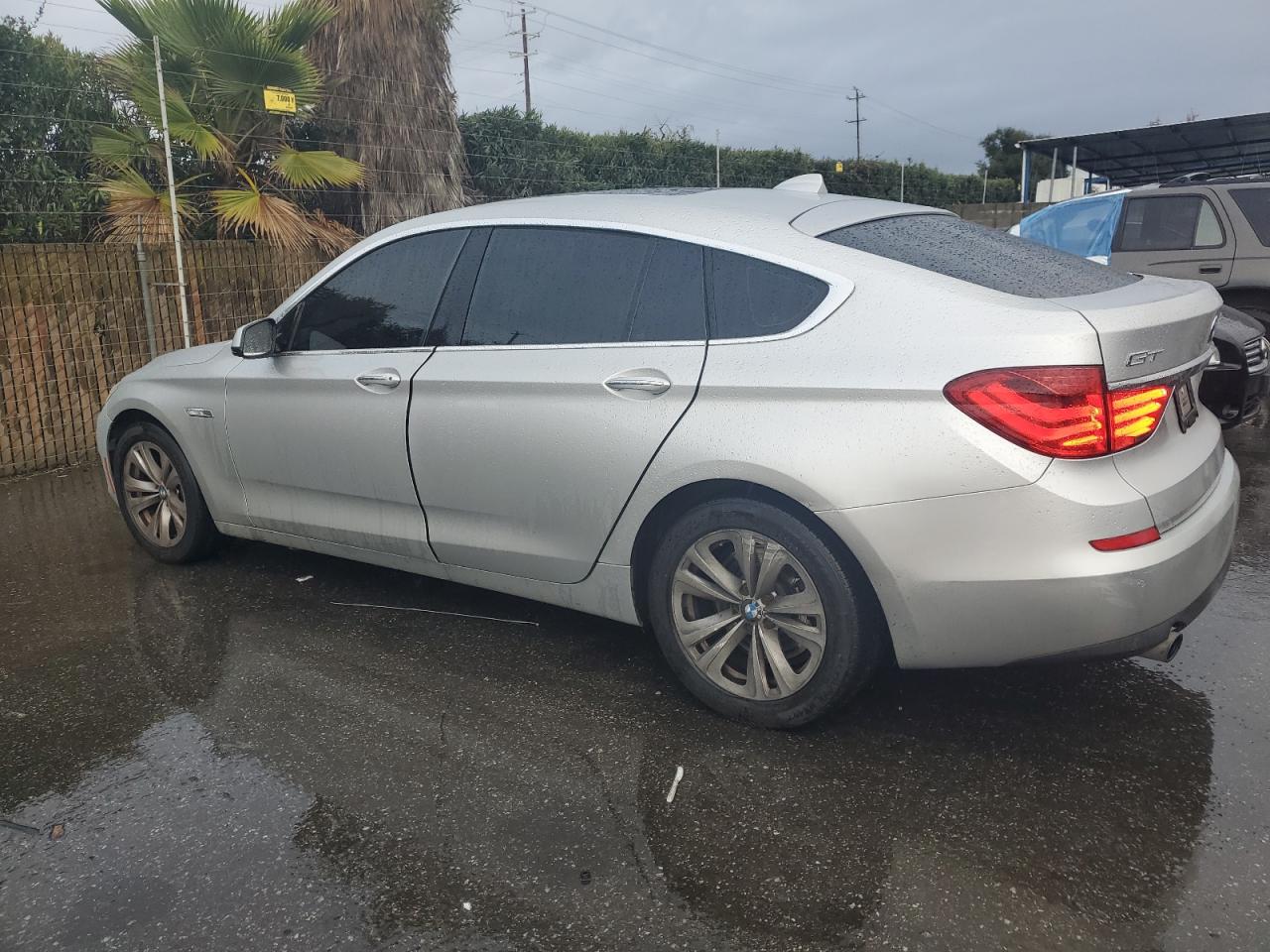 2010 BMW 5er - Image 2