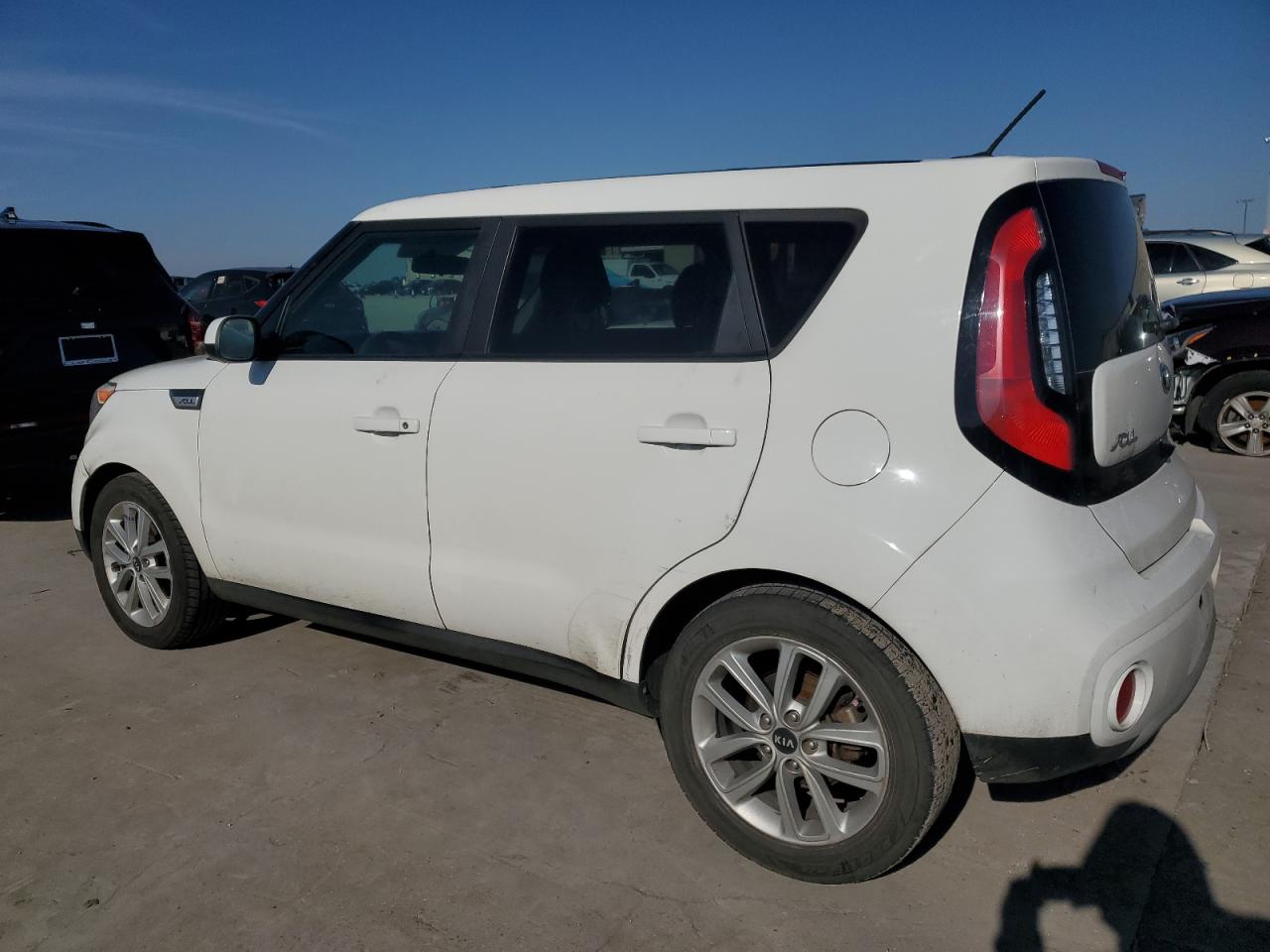 2019 Kia Soul - Image 2