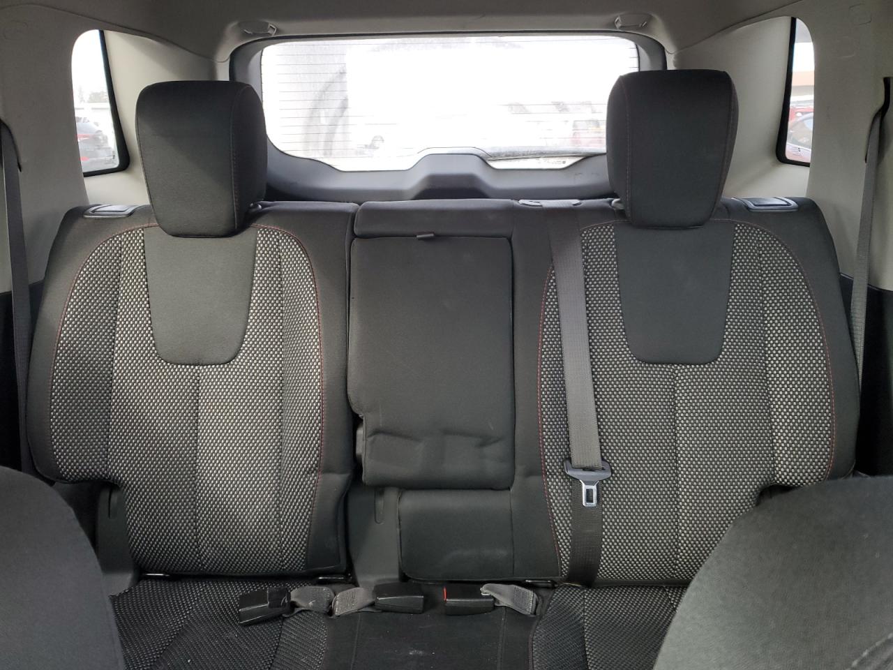 2017 GMC Terrain - Image 10