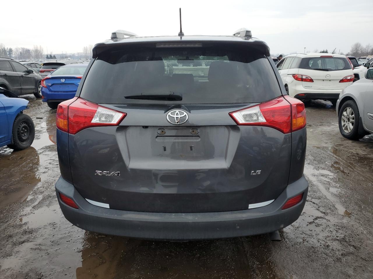 2015 Toyota RAV 4 - Image 6