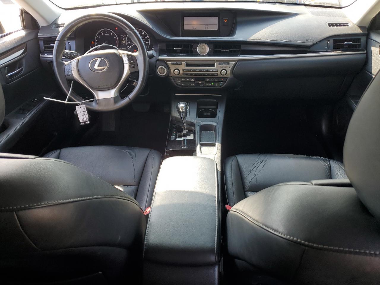 2014 Lexus ES - Image 8