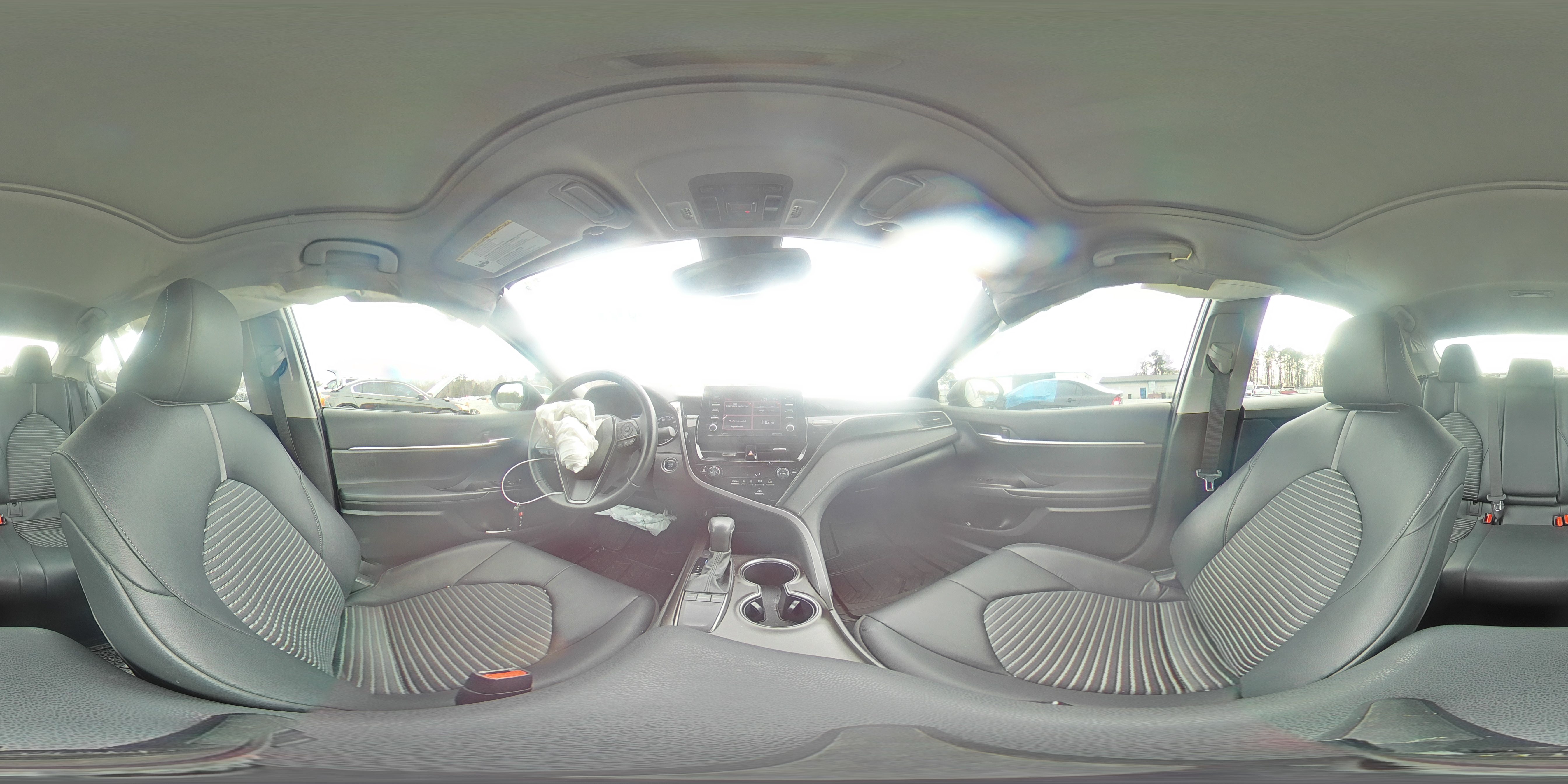 2023 Toyota Camry - Image 13