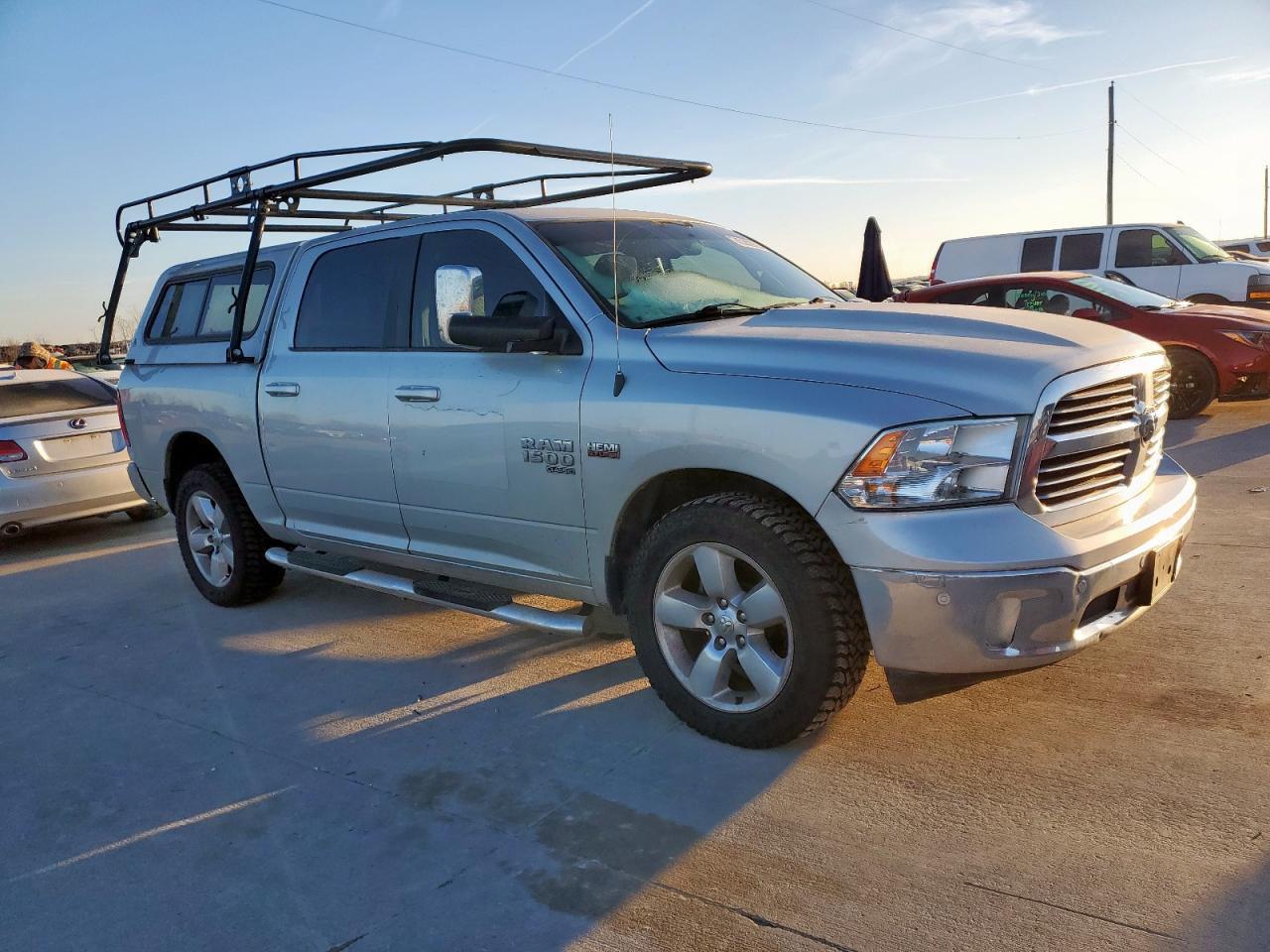 2019 RAM 1500 - Image 4