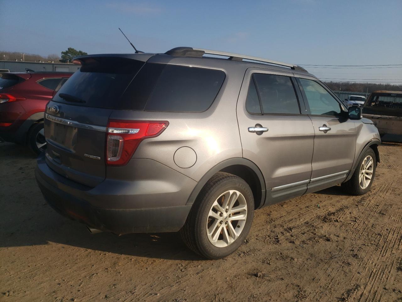 2014 Ford Explorer - Image 3