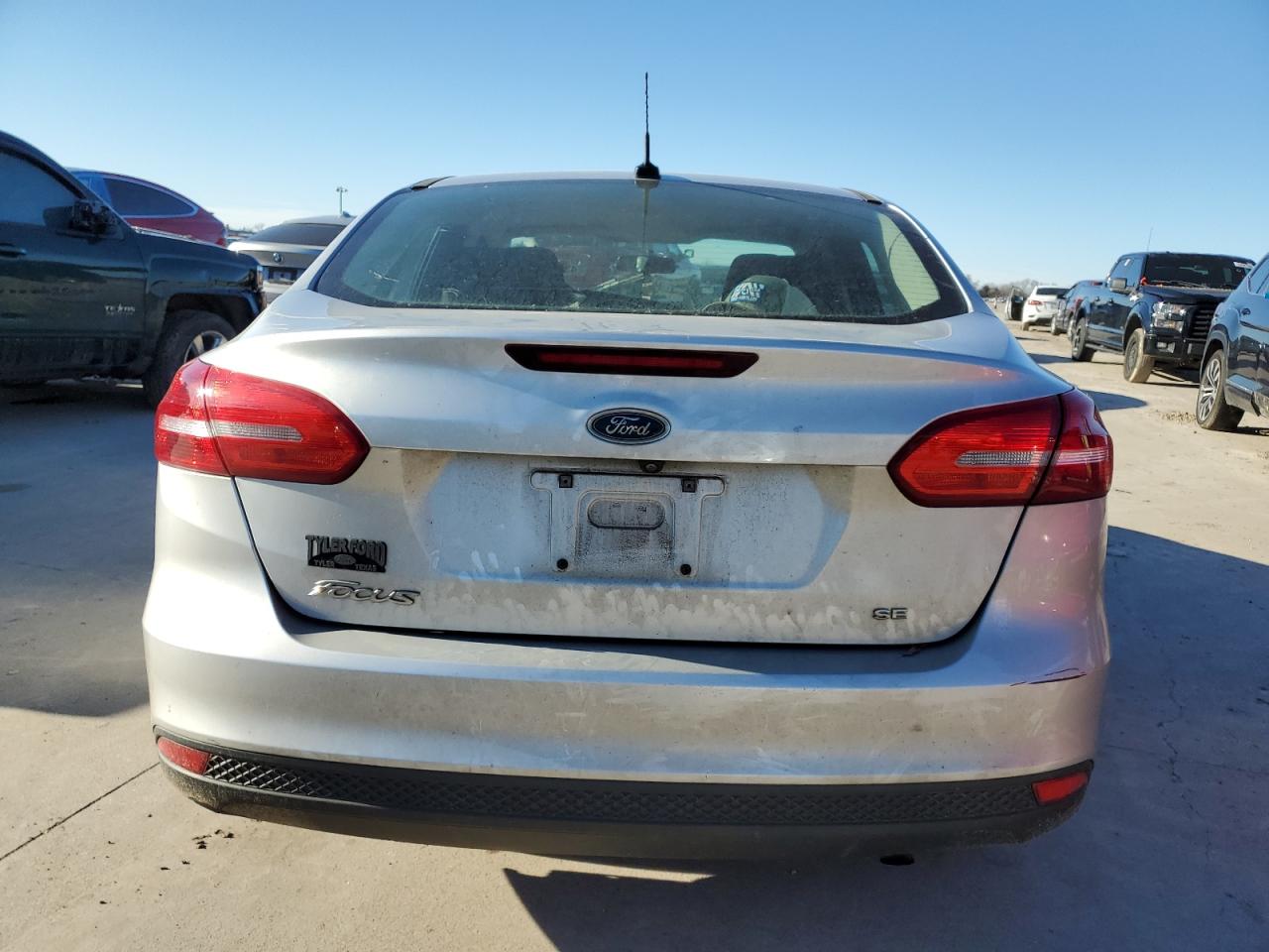 2017 Ford Focus - Image 6