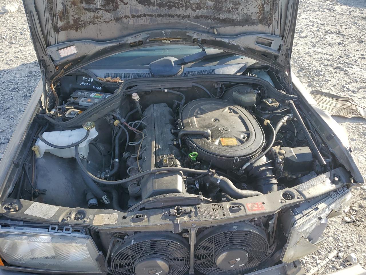 1993 Mercedes-Benz 190 (W201) - Image 13