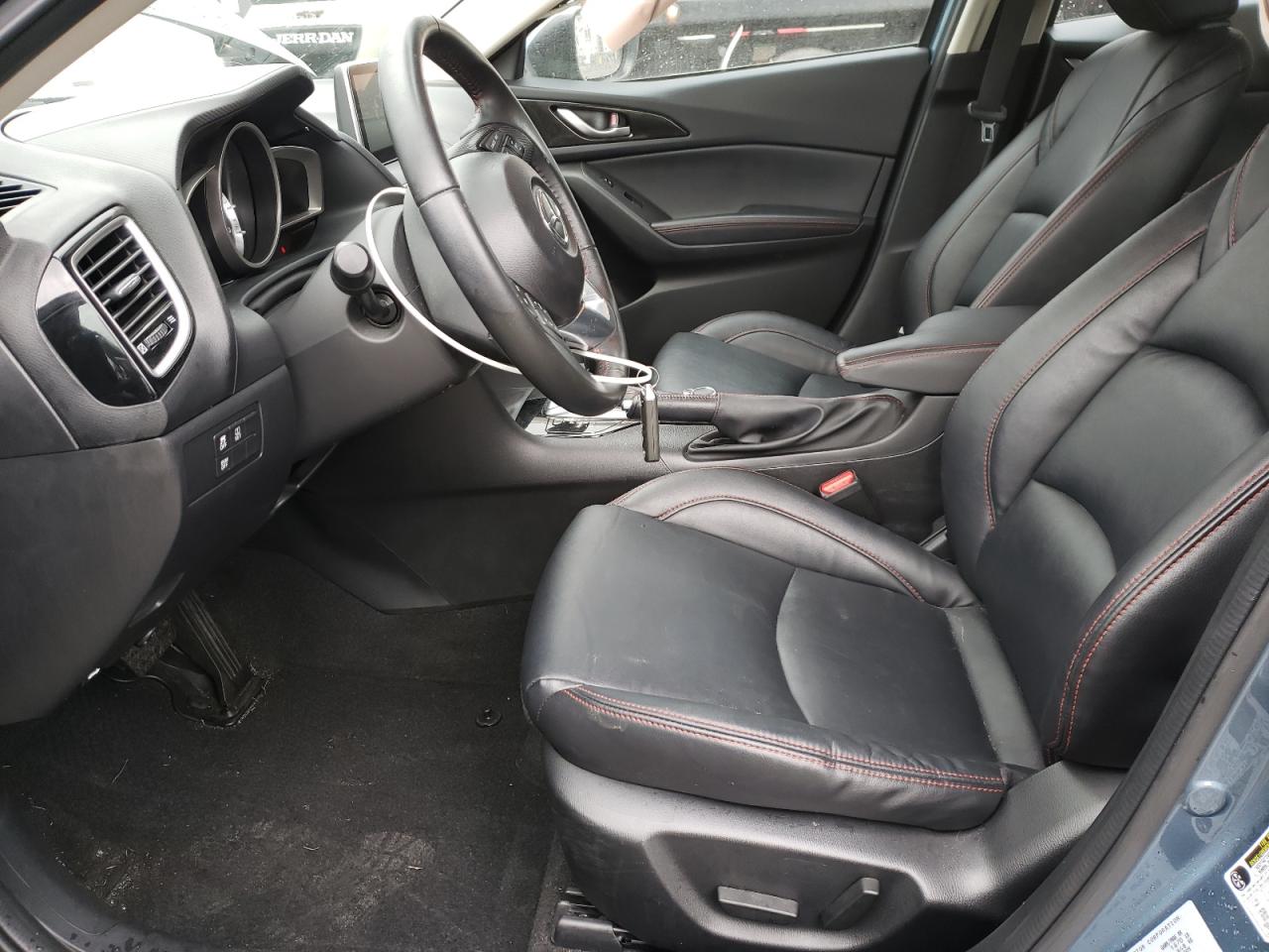 2015 Mazda 3 - Image 7