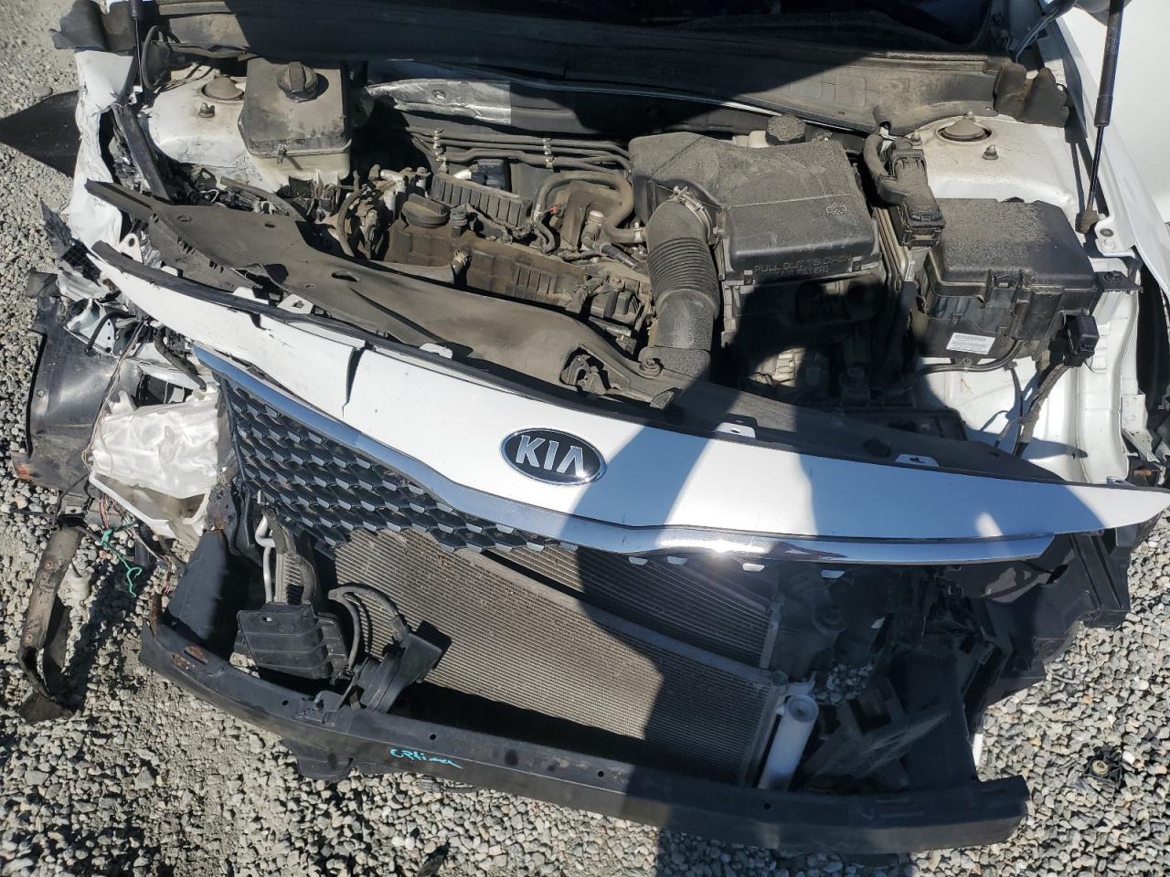 2016 Kia Optima - Image 13