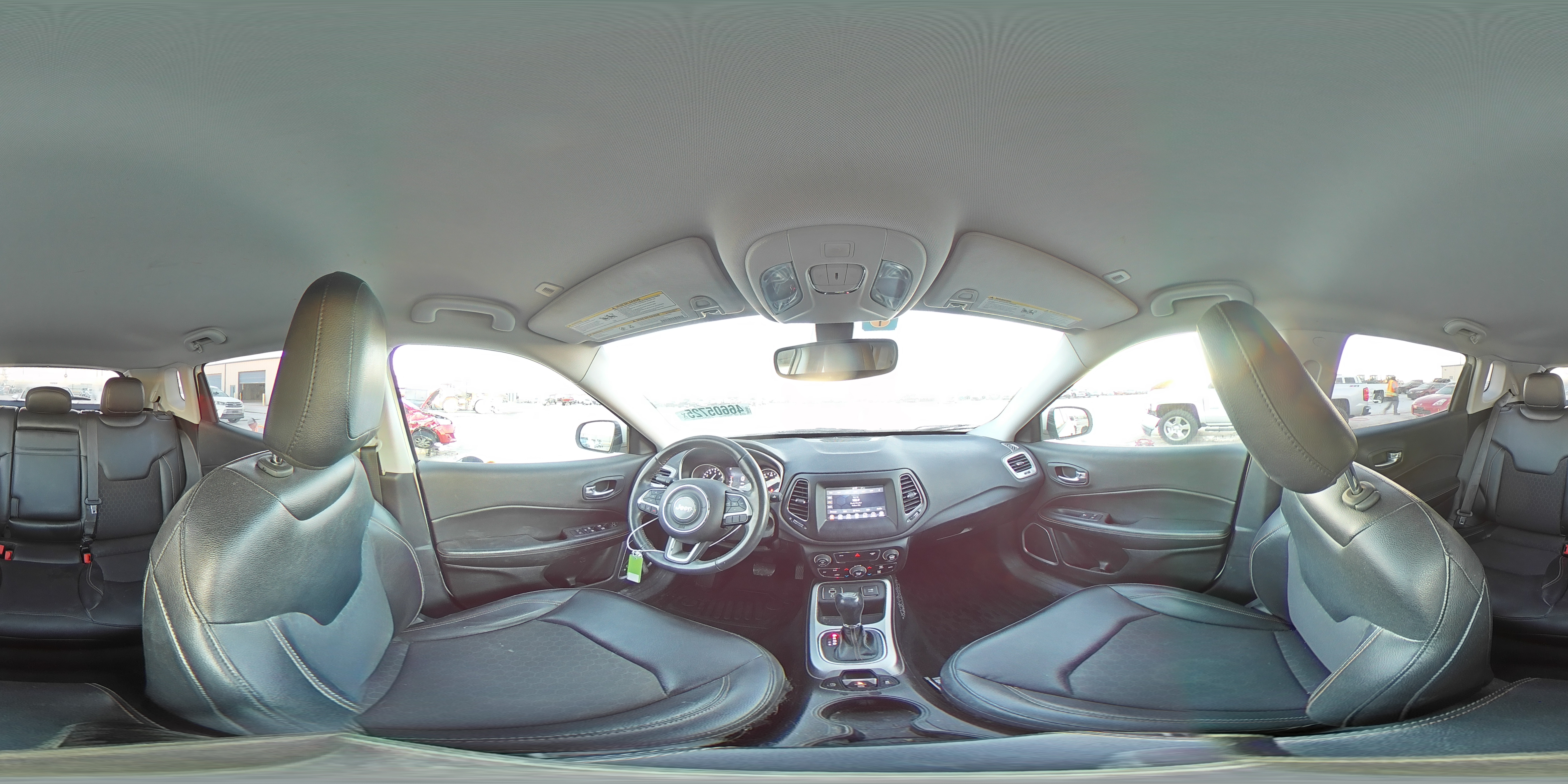 2018 Jeep Compass - Image 15