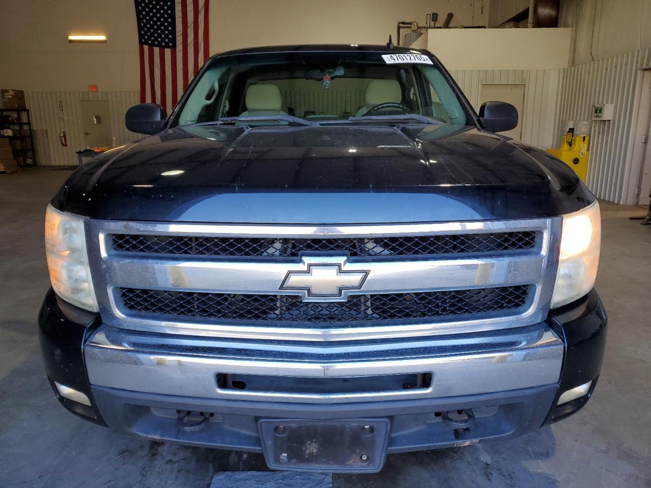 2009 Chevrolet Silverado - Image 5