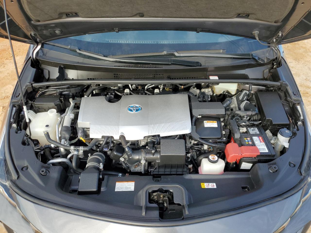 2020 Toyota Prius - Image 11