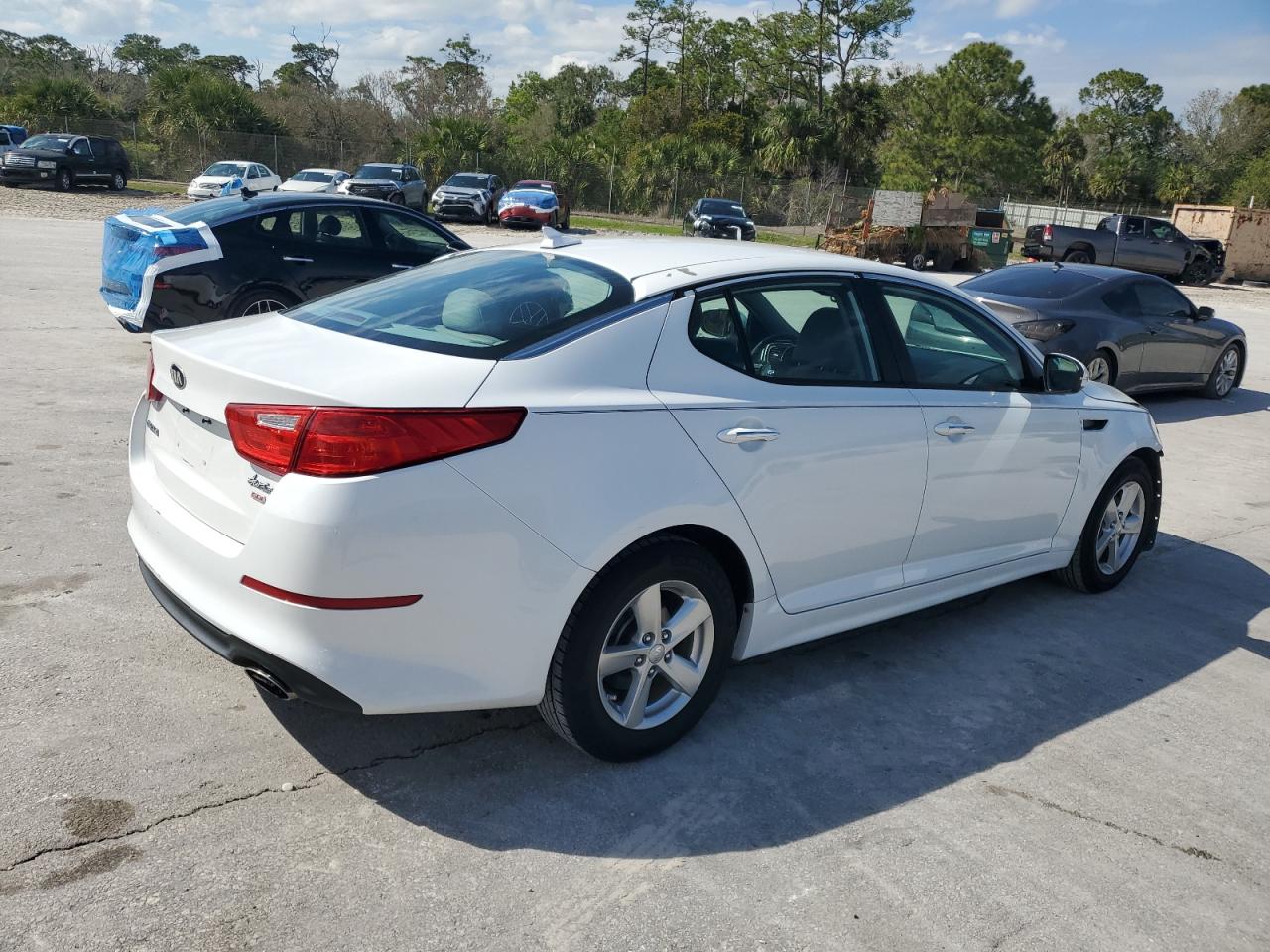 2015 Kia Optima - Image 3