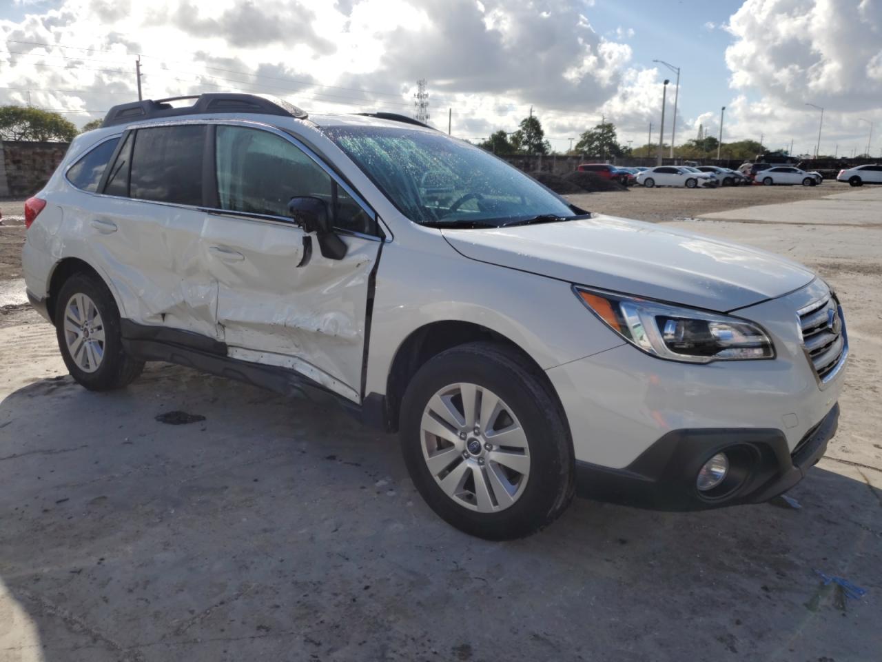 2016 Subaru Outback - Image 4