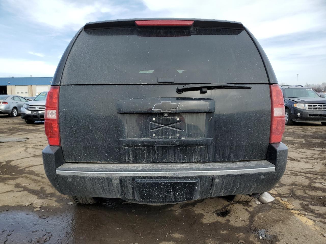 2012 Chevrolet Tahoe - Image 6