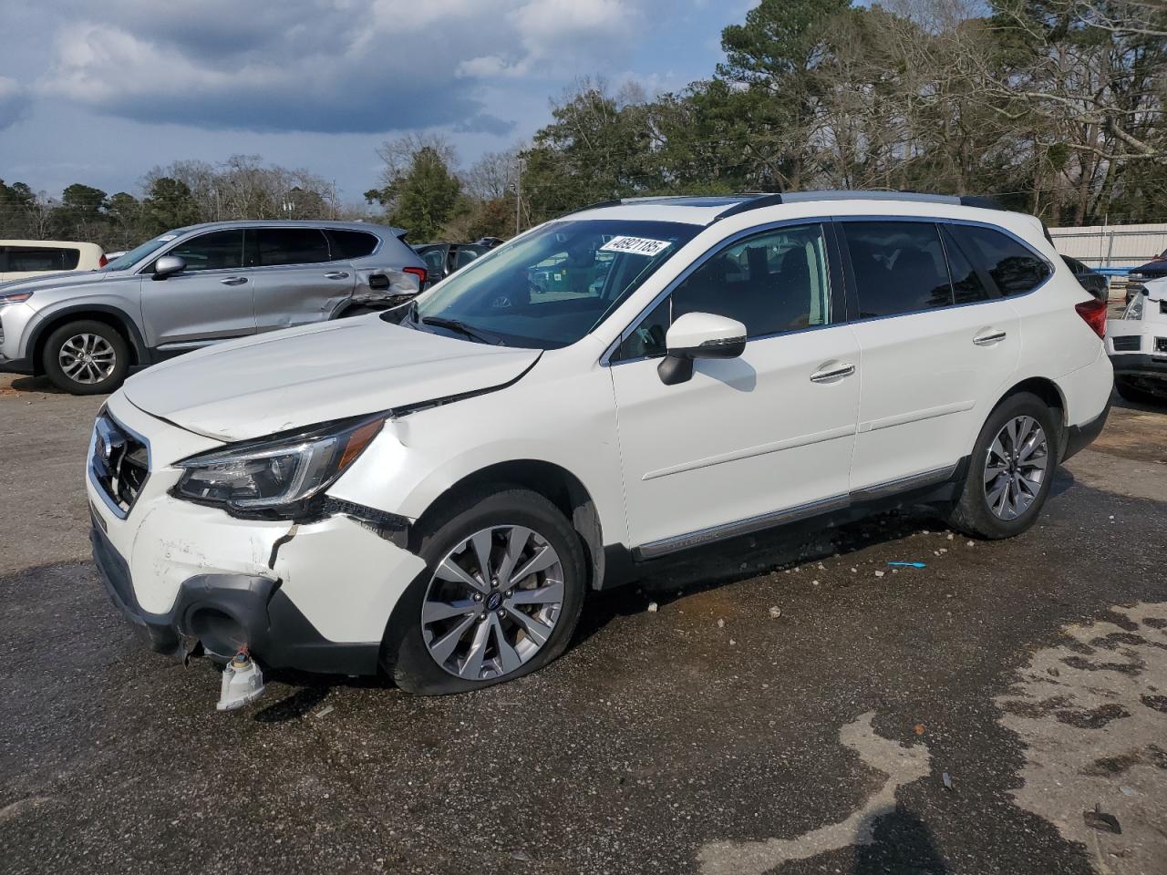 2018 Subaru Outback - Image 1