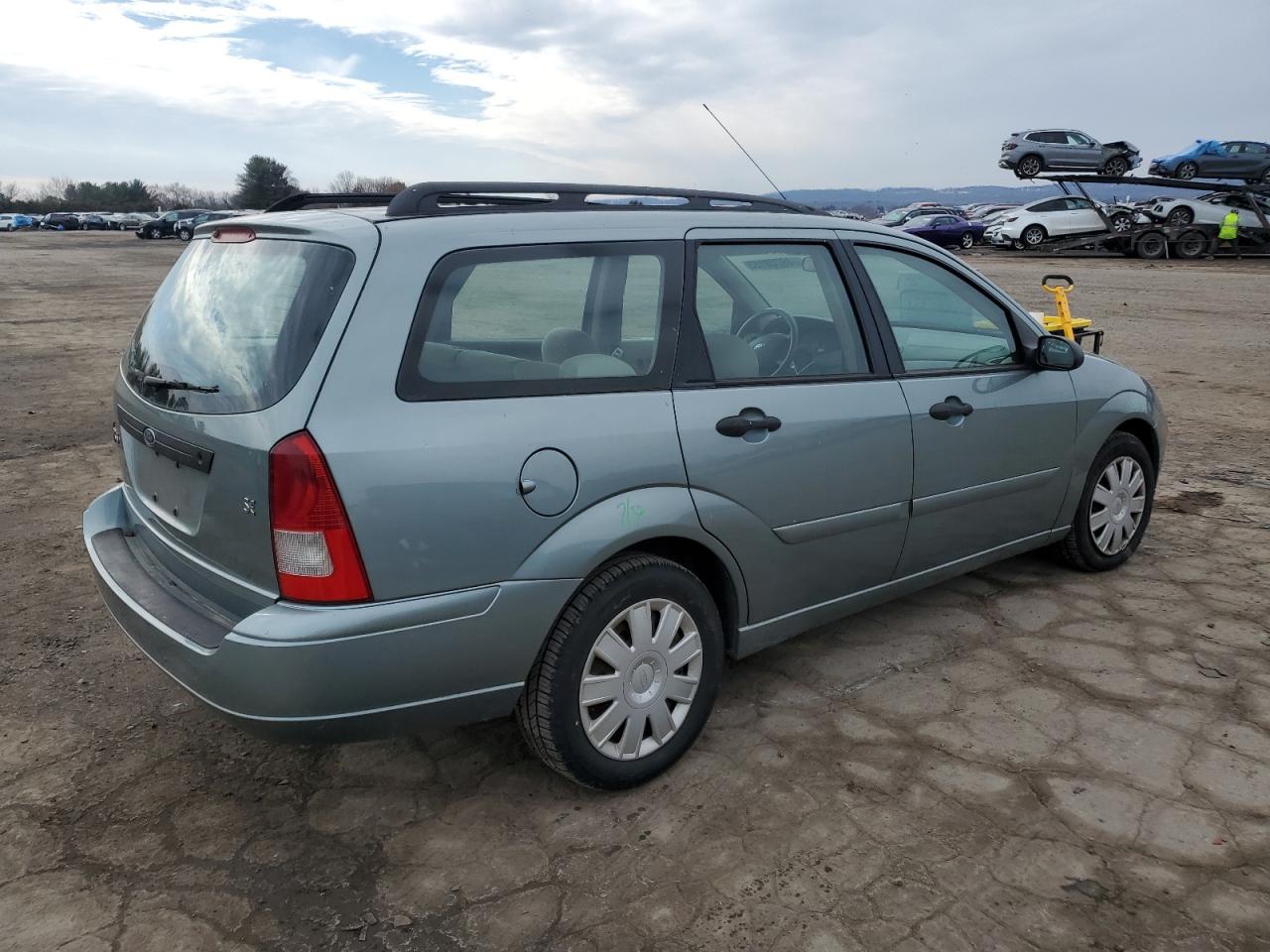 2004 Ford Focus - Image 3