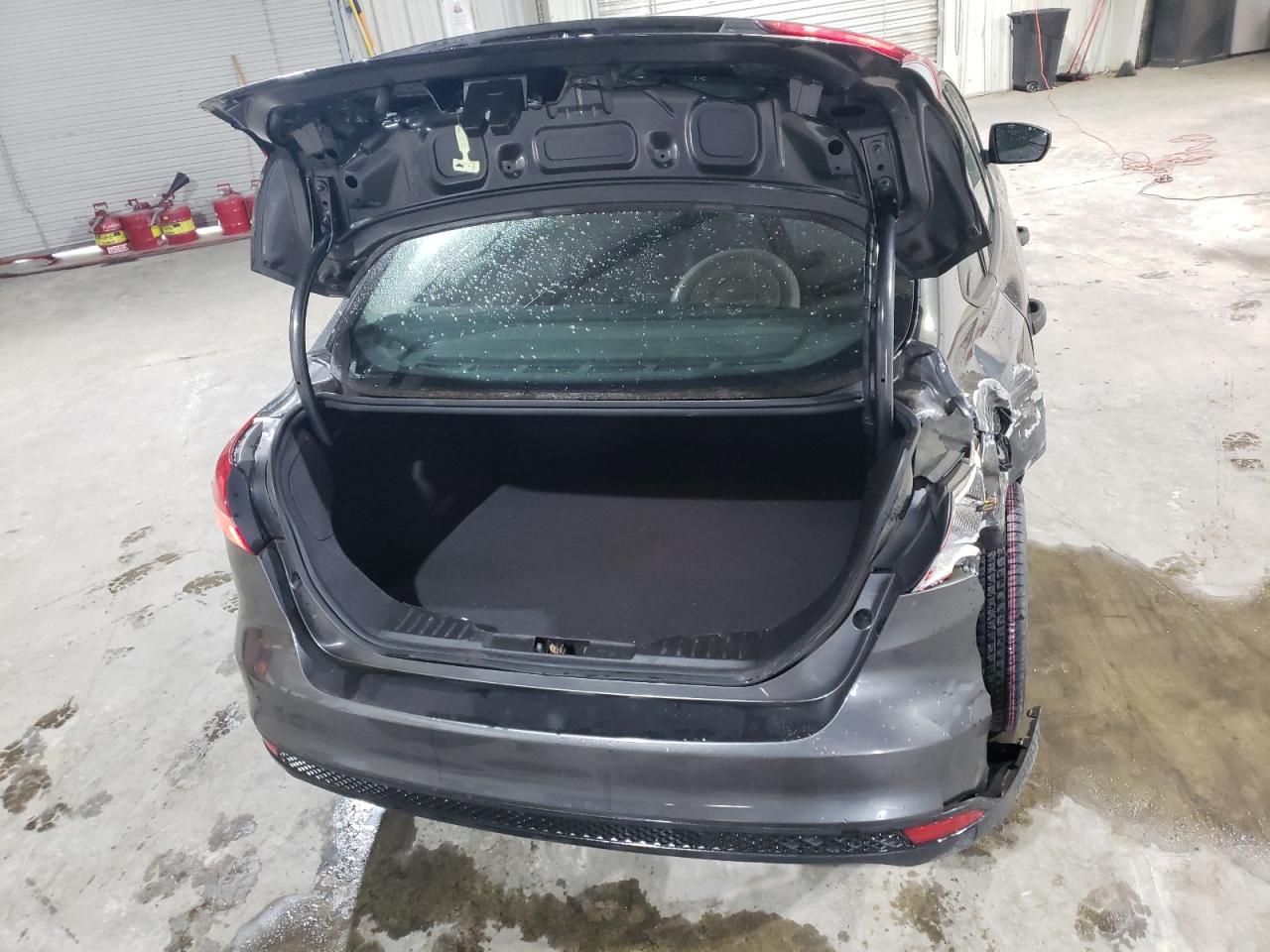 2017 Ford Focus - Image 6