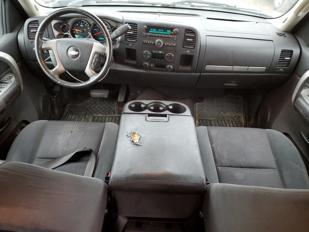 2009 Chevrolet Silverado - Image 8