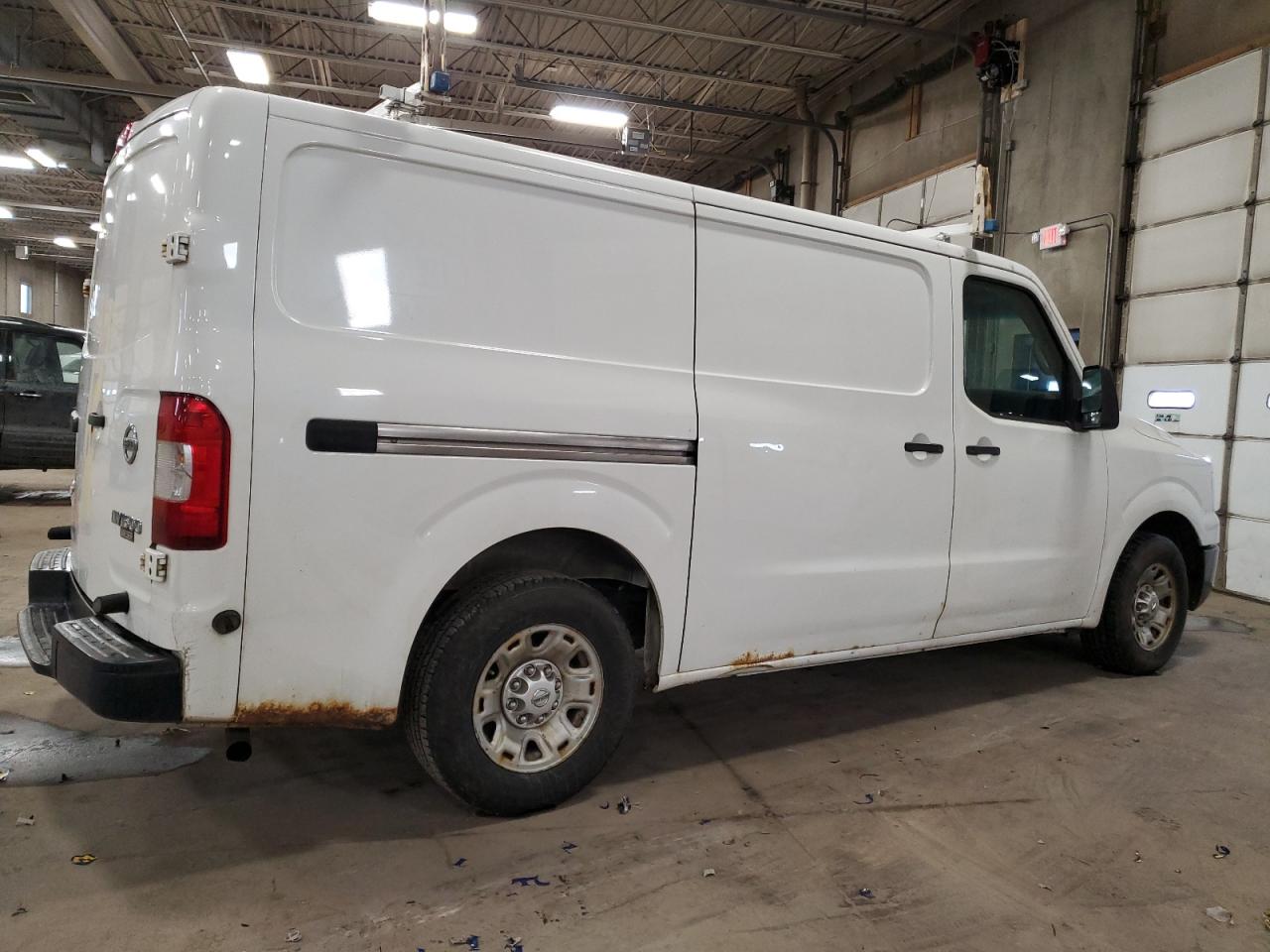 2012 Nissan NV - Image 3